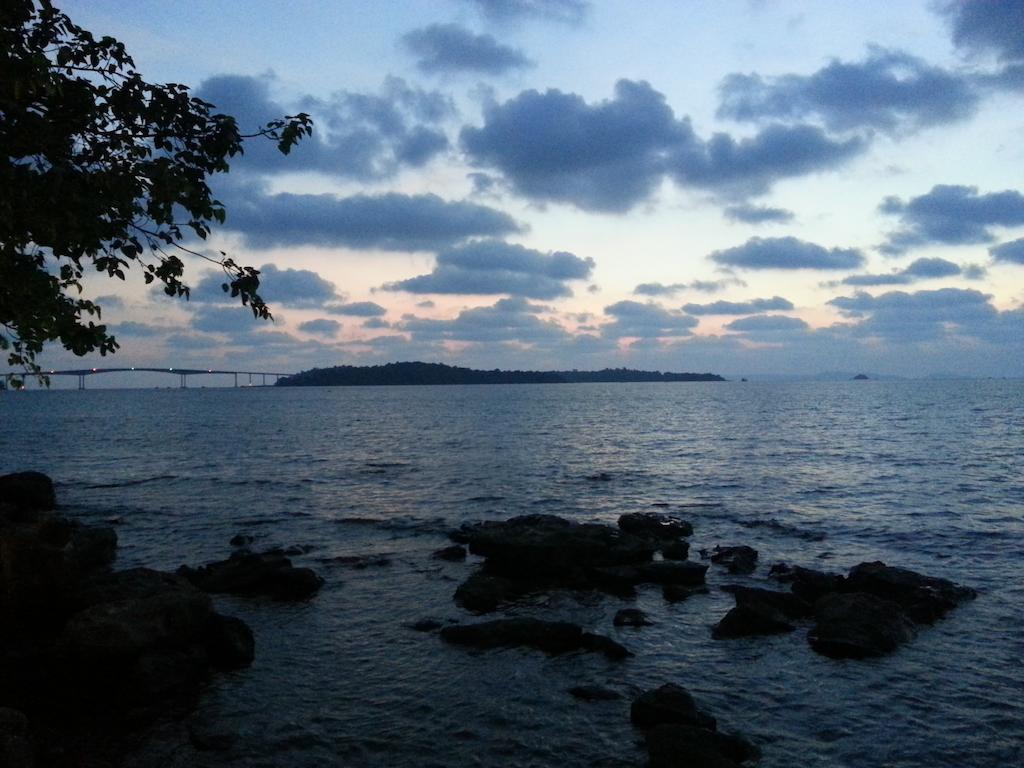 New Beach Hotel Sihanoukville Exterior foto