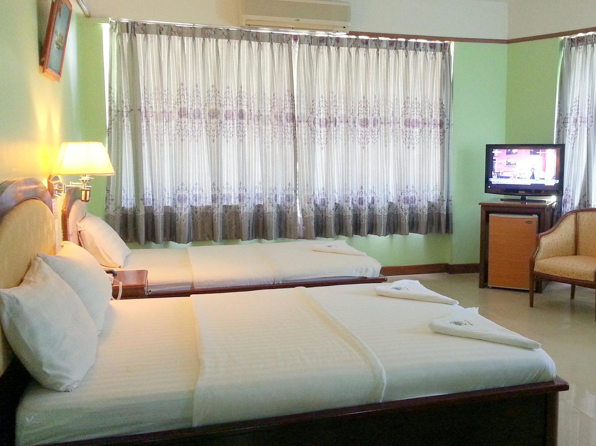 New Beach Hotel Sihanoukville Exterior foto