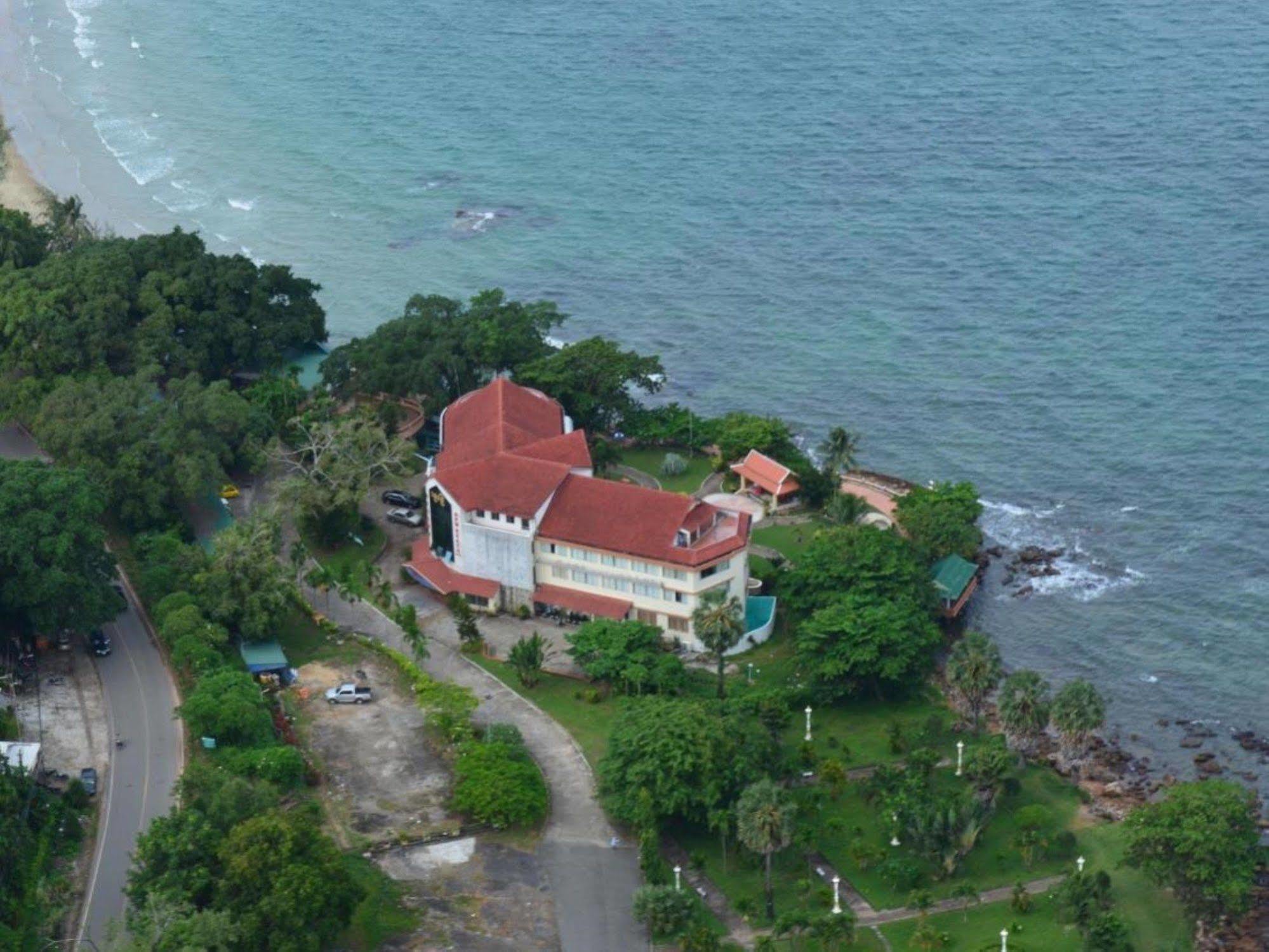 New Beach Hotel Sihanoukville Exterior foto