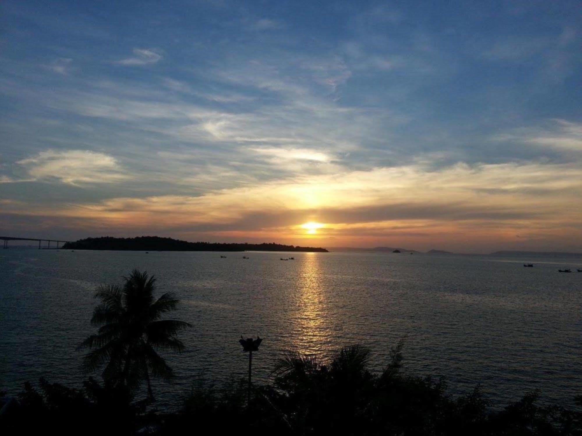 New Beach Hotel Sihanoukville Exterior foto