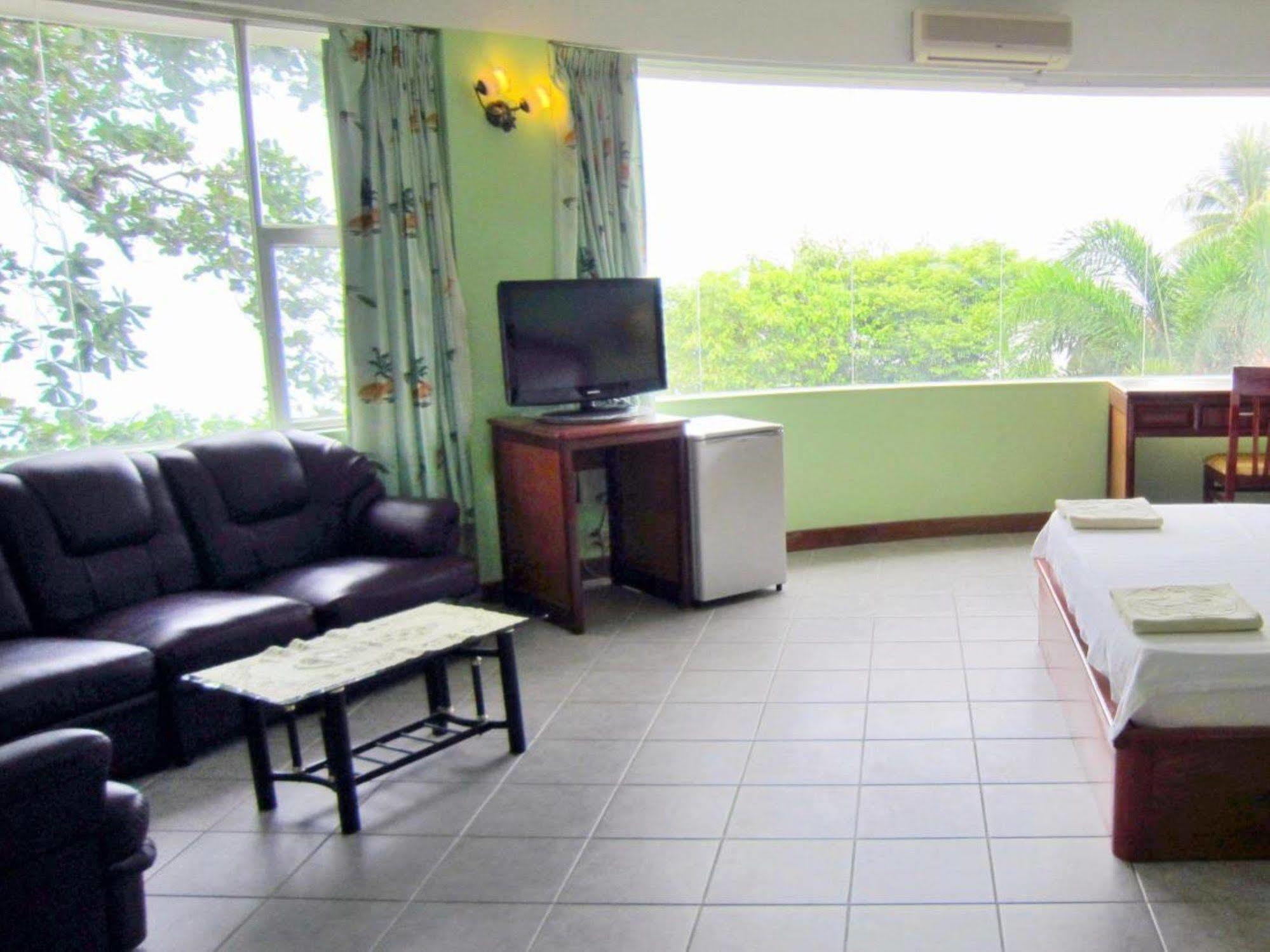 New Beach Hotel Sihanoukville Exterior foto