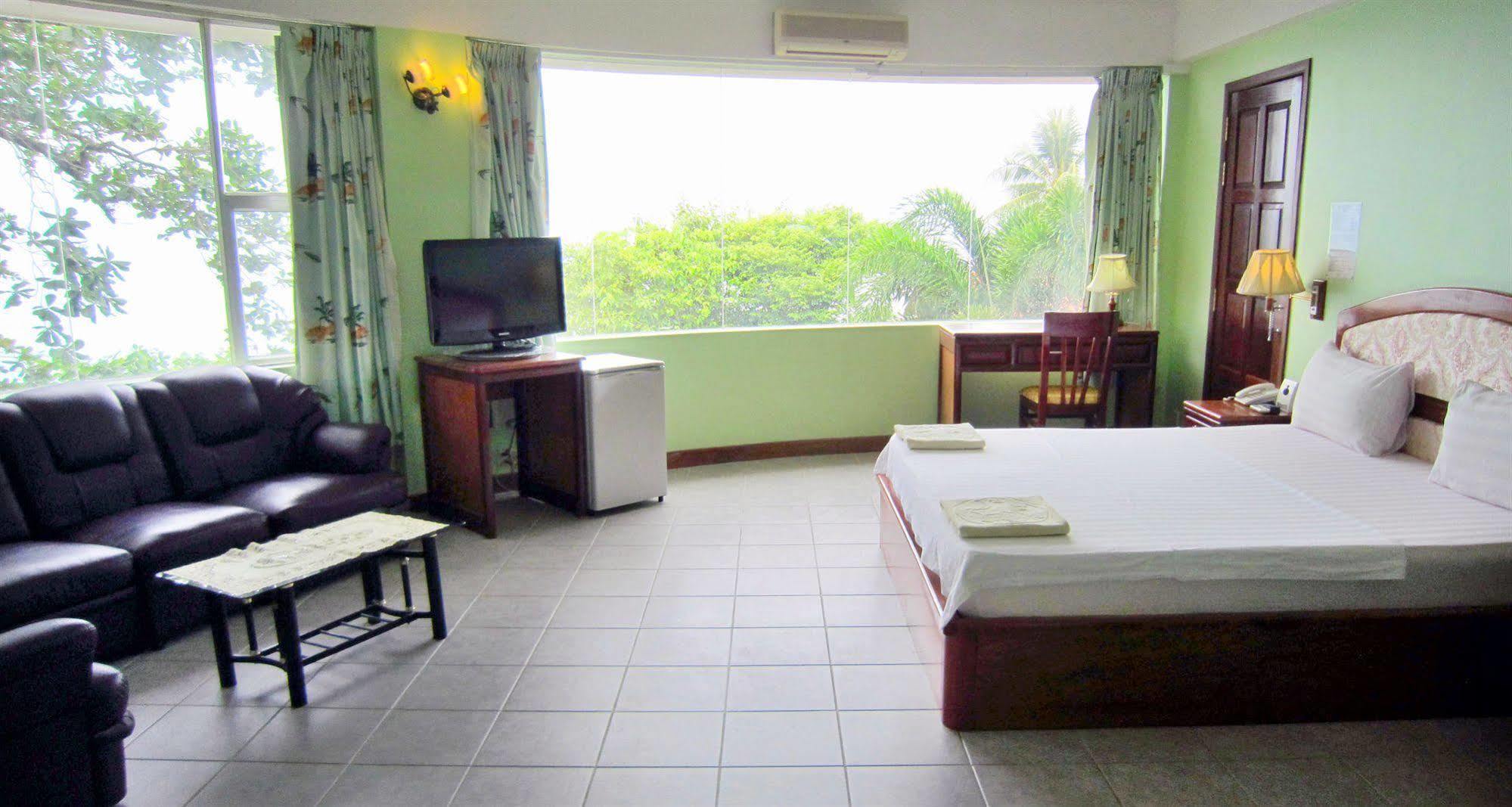 New Beach Hotel Sihanoukville Exterior foto